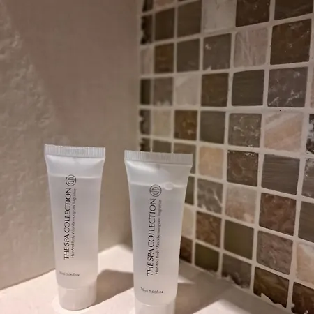 Amikalement Votre - 2 Personnes *