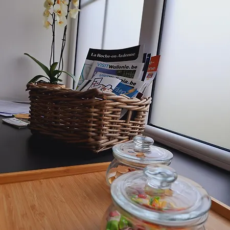 Amikalement Votre - 2 Personnes 라로셰안알데네