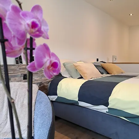 Amikalement Votre - 2 Personnes *