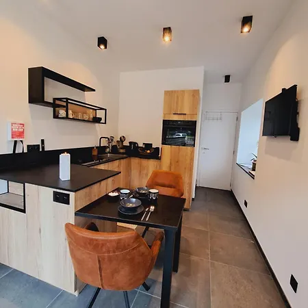 펜션 Amikalement Votre - 2 Personnes 라로셰안알데네