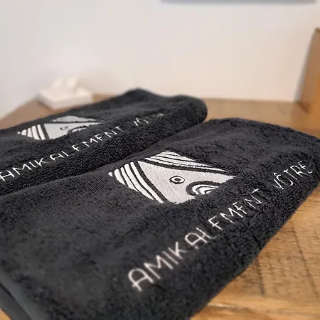 펜션 Amikalement Votre - 2 Personnes 라로셰안알데네