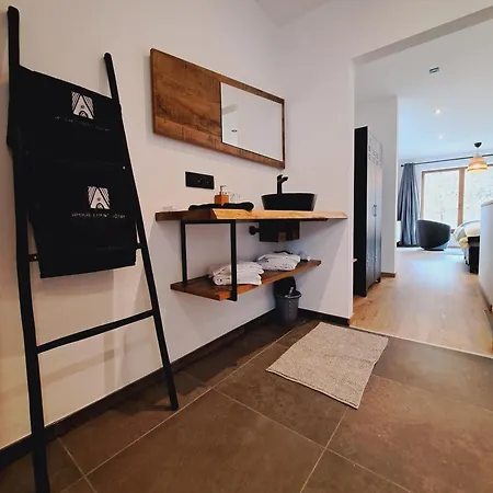 Amikalement Votre - 2 Personnes * La-Roche-en-Ardenne