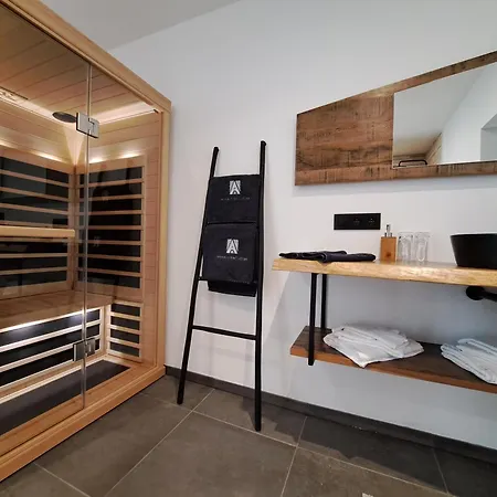 Amikalement Votre - 2 Personnes *