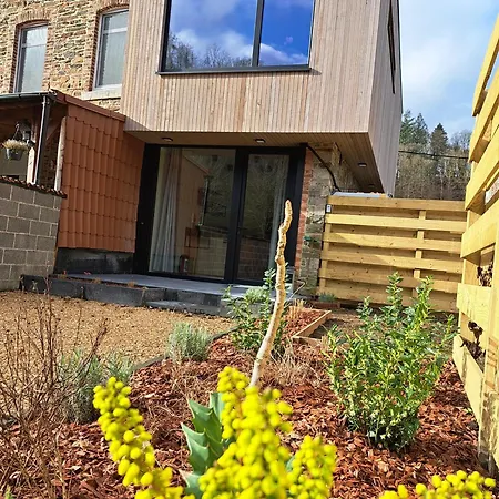 Amikalement Votre - 2 Personnes * 라로셰안알데네