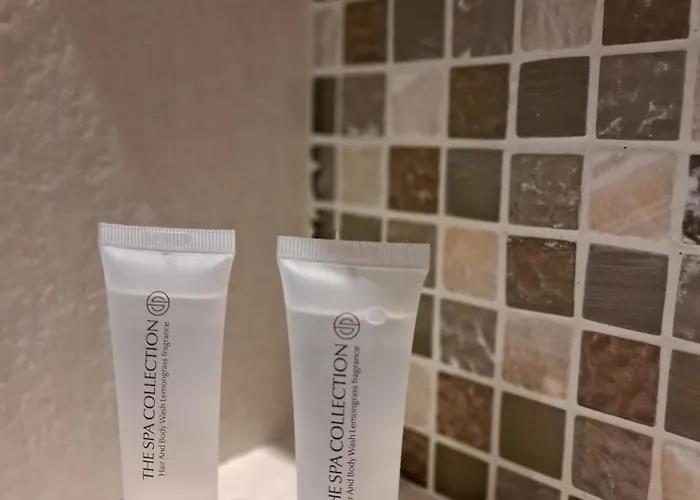 Amikalement Votre - 2 Personnes *